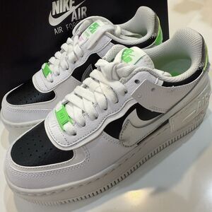 WOMENS NIKE AIR FORCE 1 SHADOW SIZE US 5.5 DN8006 100 SILVER WHITE BLACK